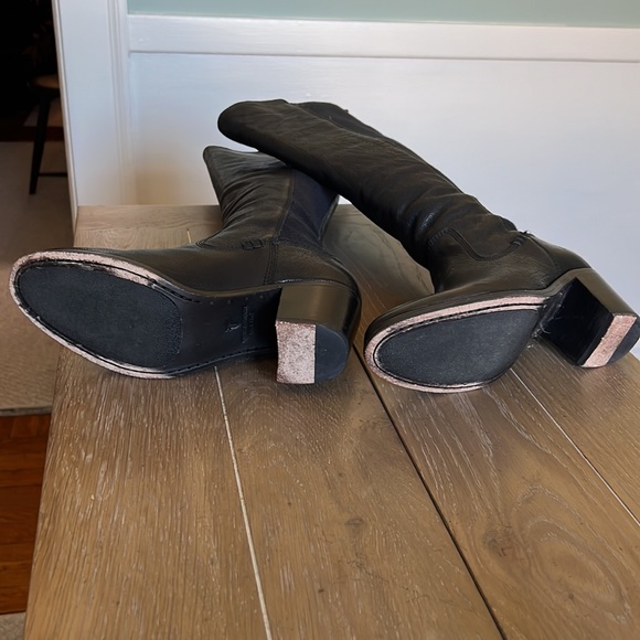 Frye Shoes Frye Janice Gore Black Buffalo Leather Low Heel Boot 8